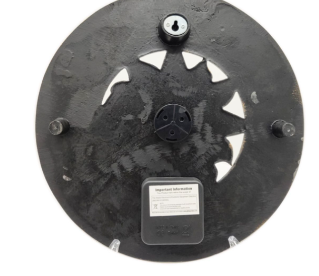 Vintage Waterproof Outdoor Wall Clock With Temperature Display