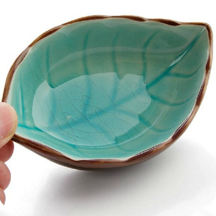 Creative leaf ceramic small dish kitchen tableware sauce vinegar sauce